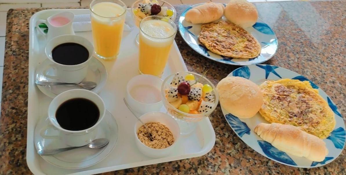 Hostal Monte Libano Puerto López Eksteriør billede