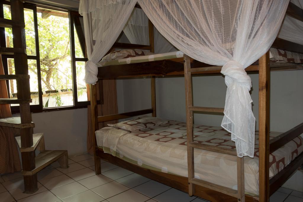 Hostal Monte Libano Puerto López Eksteriør billede